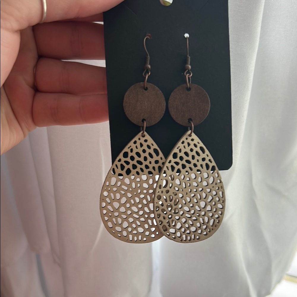 Brown and Tan Teardrop Earrings